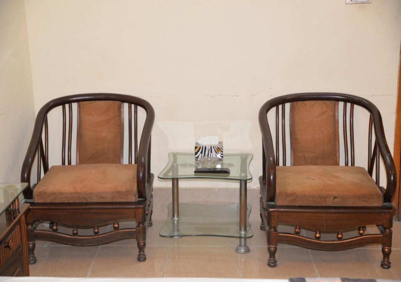 Step Inn Hotel Sukkur Ngoại thất bức ảnh